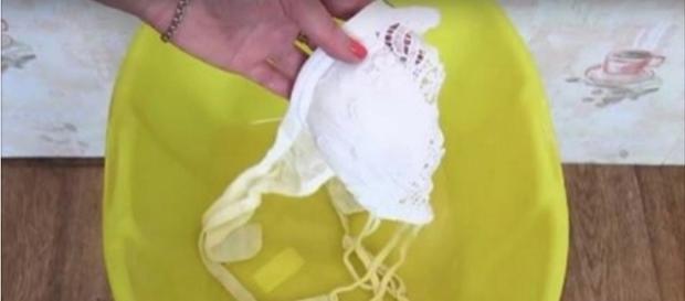 Roupas brancas, como saíram da loja Roupas brancas, como saíram da loja