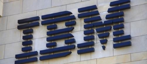IBM has shipped malware infected USB drives to customers / Photo via v3.co.uk