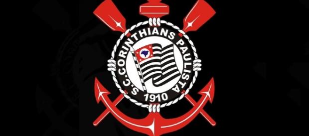 Corinthians abre negociações e pode anunciar novo patrocinador Corinthians abre negociações e pode anunciar novo patrocinador