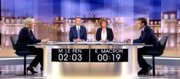 Un débat brutal au cours duquel Marine Le Pen et le Front National se sont re-diabolisés. Un débat brutal au cours duquel Marine Le Pen et le Front National se sont re-diabolisés.