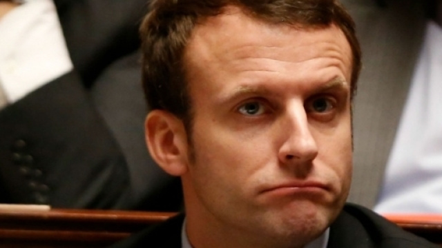 Un premier coup dur dans la majorité présidentielle.