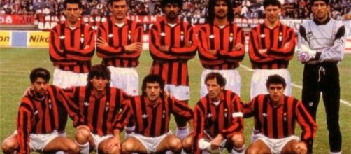 Il Milan, la rivoluzione del calcio. Le invenzioni di Sacchi e il ... - frickfoot.it