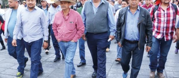 Cacicazgo magisterial en Oaxaca Cacicazgo magisterial en Oaxaca