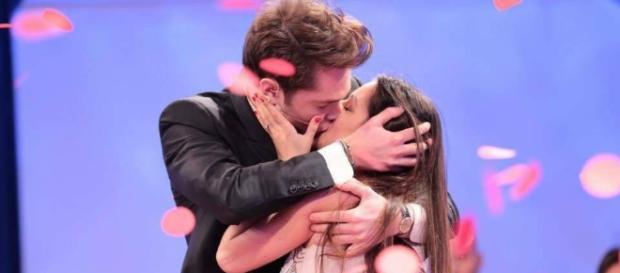 Le reazioni di Giorgia e Tina alla scelta di Marco Le reazioni di Giorgia e Tina alla scelta di Marco