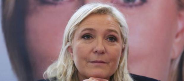 Marine Le Pen al ballottaggio con l'opposizione del mondo della cultura Marine Le Pen al ballottaggio con l'opposizione del mondo della cultura