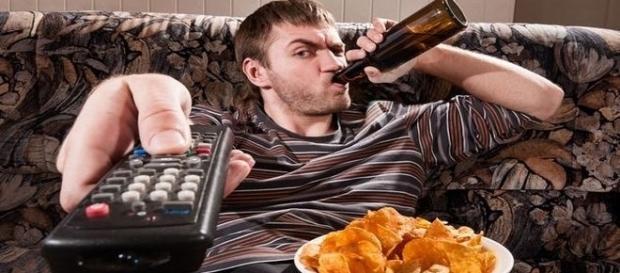Muitos homens preferem ficar solteiros e poder ter liberdade para fazer o que quiser Muitos homens preferem ficar solteiros e poder ter liberdade para fazer o que quiser