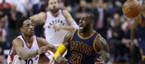 Raptors crash in Game 3 vs. Cavaliers | Toronto Star - thestar.com Raptors crash in Game 3 vs. Cavaliers | Toronto Star - thestar.com
