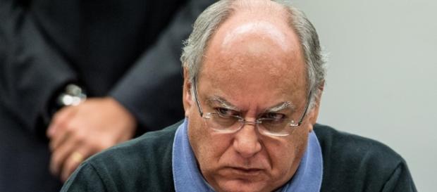 Renato Duque, preso na Lava Jato, prestou depoimento ao juiz Sérgio Moro, nesta sexta-feira (05) Renato Duque, preso na Lava Jato, prestou depoimento ao juiz Sérgio Moro, nesta sexta-feira (05)