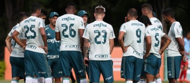Situação está ruim para zagueiro do Palmeiras Situação está ruim para zagueiro do Palmeiras