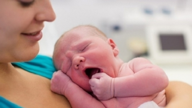 Bonus mamma, al via le domande