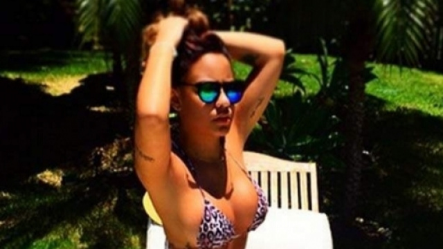 Rafaella Beckran ne cache pas ses formes. Instagram