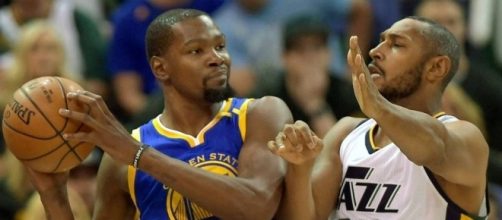 NBA playoffs 2017: Kevin Durant's 38 points lead Warriors to Game ... - sportingnews.com