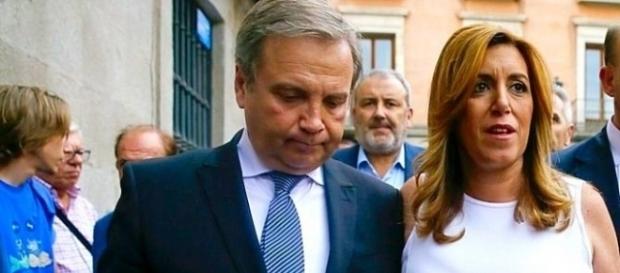 Antonio Miguel Carmona, junto a Susana Díaz Antonio Miguel Carmona, junto a Susana Díaz