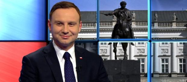 Andrzej Duda zaatakował rodzinę Kaczyńskiego (fot. tvn24.pl) Andrzej Duda zaatakował rodzinę Kaczyńskiego (fot. tvn24.pl)