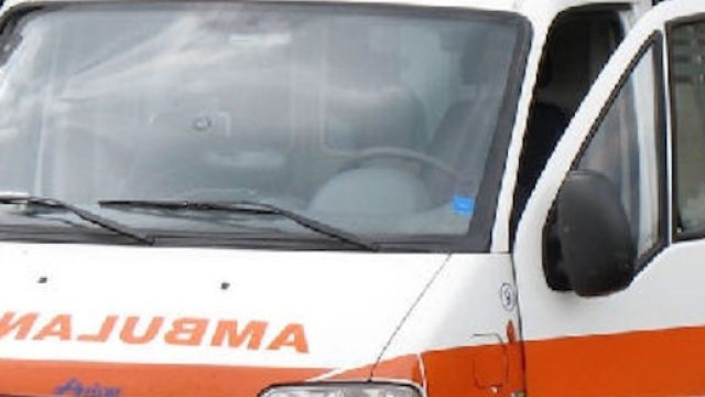 Anzio, a 11 tenta il suicidio gettandosi dalla finestra. Vittima ... - blitzquotidiano.it