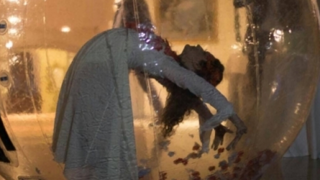 Oriella Nitti durante la performance.