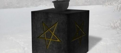 Get Ready, America. The First Public Satanic Temple Monument Is ... - esquire.com