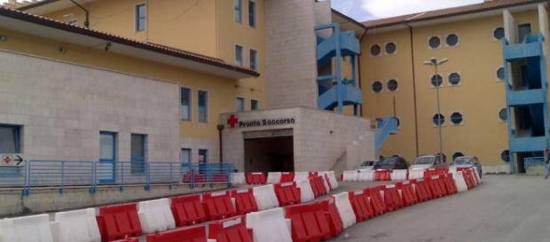 Atripalda Si Lancia Dal Balcone Per Una Delusione Damore Una