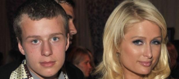 Conrad Hilton held for alleged car theft - sky.com Conrad Hilton held for alleged car theft - sky.com