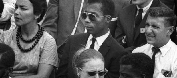 El documental combina imágenes de archivo de Baldwin, así como protestas y hechos de violencia policial. El documental combina imágenes de archivo de Baldwin, así como protestas y hechos de violencia policial.