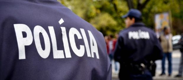 Mais uma vez agentes foram agredidos no cumprimento do dever Mais uma vez agentes foram agredidos no cumprimento do dever