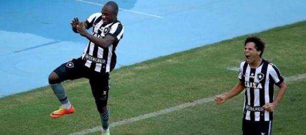 Pedida de Sassá assustou diretoria do Botafogo Pedida de Sassá assustou diretoria do Botafogo