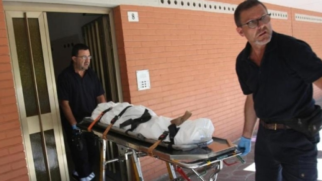 Calabria, muore dentro casa 64enne. (foto di repertorio)
