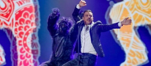 Eurovision 2017: Francesco Gabbani durante la clip di prova che andrà in onda questa sera