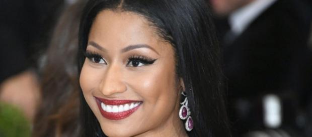 Nicki Minaj offers to pay college tuition fees for fans | Toronto Star - thestar.com Nicki Minaj offers to pay college tuition fees for fans | Toronto Star - thestar.com
