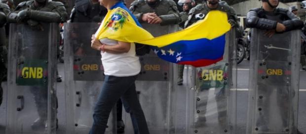 Éramos felices sin saberlo? Viejas y nuevas fracturas en la ... - blogspot.com Éramos felices sin saberlo? Viejas y nuevas fracturas en la ... - blogspot.com