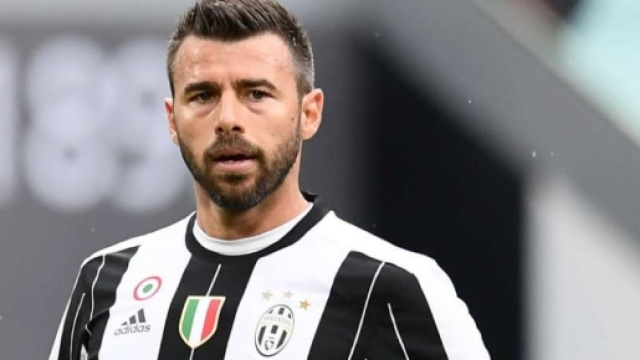 Juventus, Barzagli in vantaggio su Cuadrado per la gara contro il Monaco