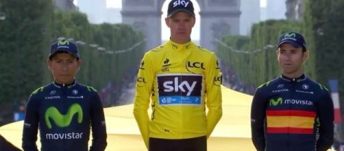 Chris Froome sul podio del Tour de France con Quintana e Valverde