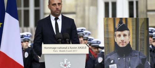 Officer killed in Champs-Élysées attack posthumously married in ... - thestar.com