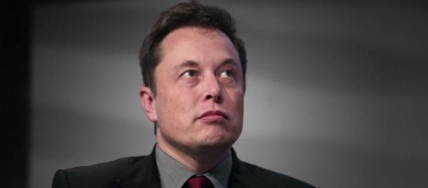 Elon Musk amenza con renunciar Elon Musk amenza con renunciar