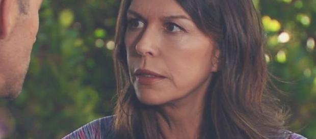 'General Hospital': Ava is in the ICU, Sonny arrive to warrant her death (Soaps-On/YouTube) 'General Hospital': Ava is in the ICU, Sonny arrive to warrant her death (Soaps-On/YouTube)