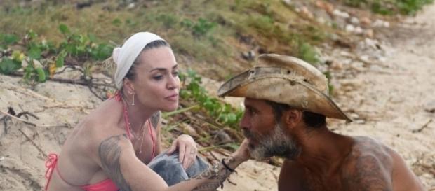 Raz Degan e Paola Barale sull'Isola dei Famosi Raz Degan e Paola Barale sull'Isola dei Famosi