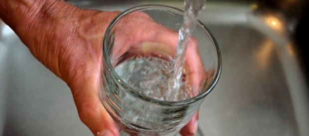 Scientists trace cancer-causing chemical in drinking water back to ... - pbs.org Scientists trace cancer-causing chemical in drinking water back to ... - pbs.org