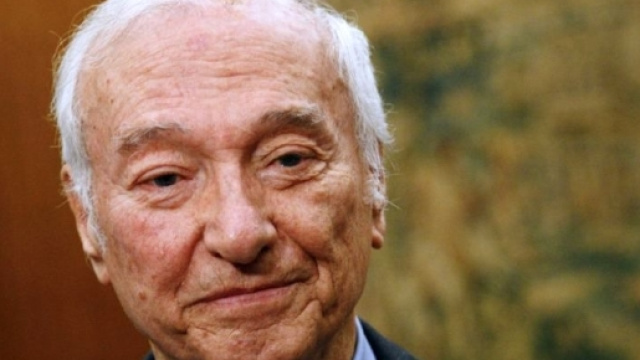 Vaccini, Piero Angela ad in 1/2 ora: "Fidatevi della scienza"- foto: aforismario.net