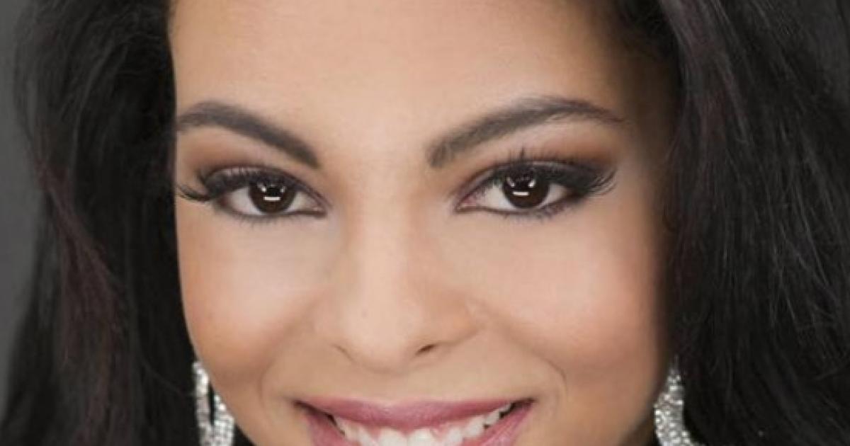 Triana Browne Crowned Miss Oklahoma 17