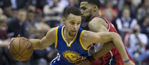 Stephen Curry and the Warriors will try to get past the Cavs for a championship win on Monday. [Image via Flickr/Keith Allison]