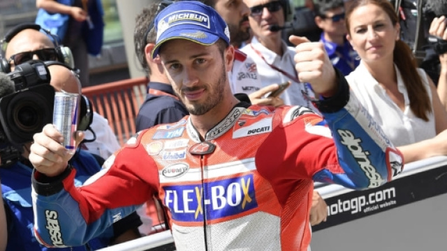 LIVE MotoGP Barcellona 2017: Dovizioso domina, Ducati-magia