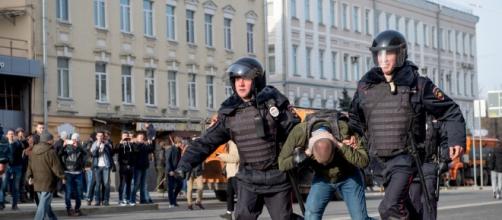 Russie : des centaines de manifestants anticorruption interpellés - rtl.fr