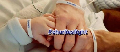 Charlie Gard, la sua malattia e la lotta dei genitori