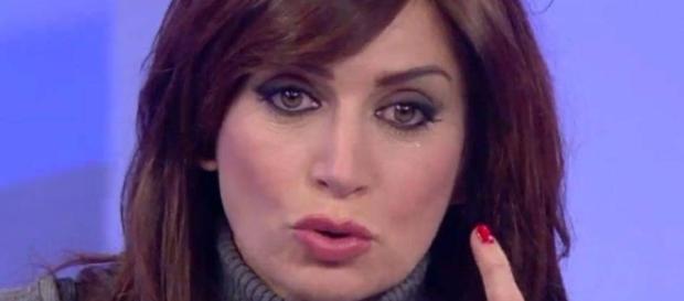 Barbara De Santi, ex protagonista del trono over di Uomini e donne Barbara De Santi, ex protagonista del trono over di Uomini e donne