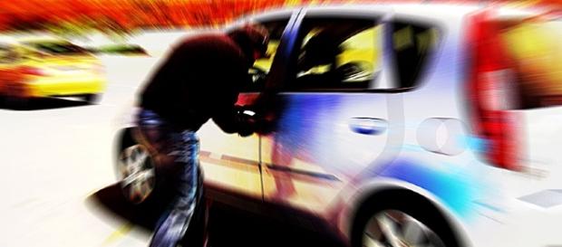 Número de carros roubados por "carjacking" continua a aumentar em Portugal Número de carros roubados por "carjacking" continua a aumentar em Portugal