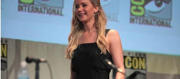 Jennifer Lawrence speaking at the 2015 San Diego Comic Con/ Gage Skidmore via Flickr Jennifer Lawrence speaking at the 2015 San Diego Comic Con/ Gage Skidmore via Flickr