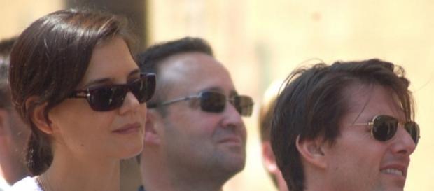 Katie Holmes, Tom Cruise, Suri Cruise/ Angela George via Wikimedia Commons Katie Holmes, Tom Cruise, Suri Cruise/ Angela George via Wikimedia Commons