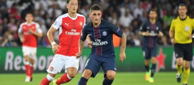 Le FC Barcelone propose 100 millions pour l'Italien. Le FC Barcelone propose 100 millions pour l'Italien.