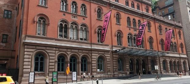 Public Theater New York - Image via Wikipedia by Alex Lozupone CC BY-SA 4.0 Public Theater New York - Image via Wikipedia by Alex Lozupone CC BY-SA 4.0