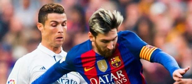 Real Madrid : CR7 jalouse Messi ! Real Madrid : CR7 jalouse Messi !